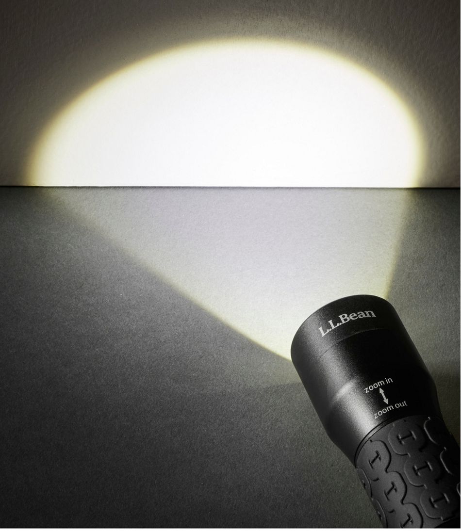 Trailblazer Zoom Flashlight | L.L.Bean online