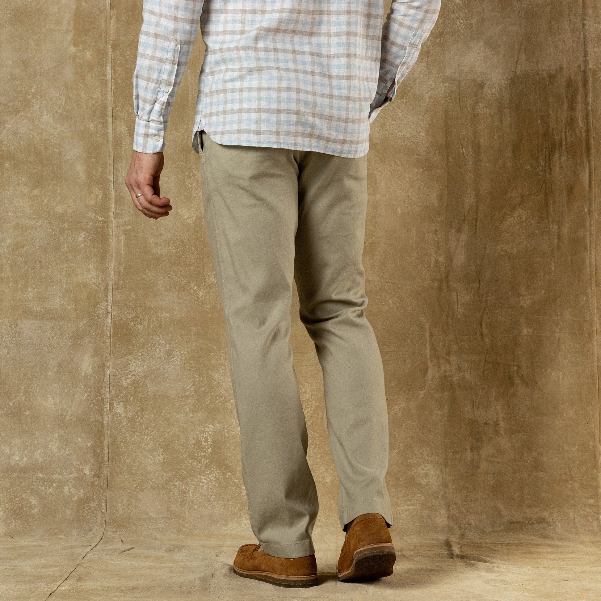 Duck Head Classic Fit Linen Gold School Chino - Toasted Khaki