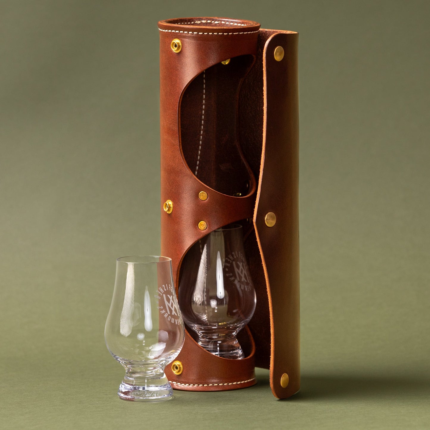 Duck Head Leather Bourbon Glass Case