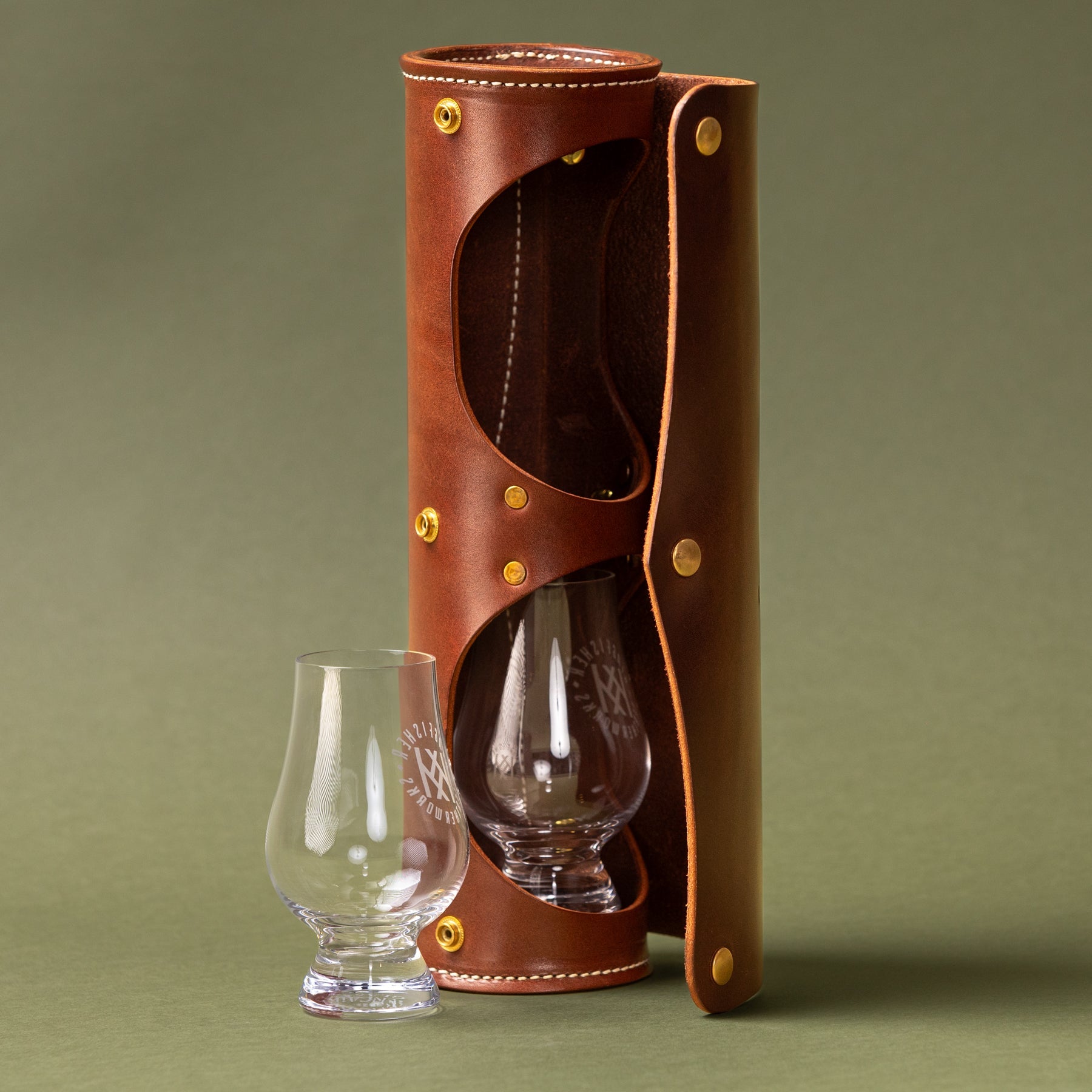 Duck Head Leather Bourbon Glass Case